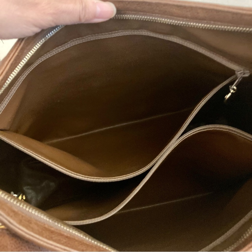 Authentic CHANEL Caviar Hobo Shoulder Bag - Cognac Brown - Picture 9 of 16
